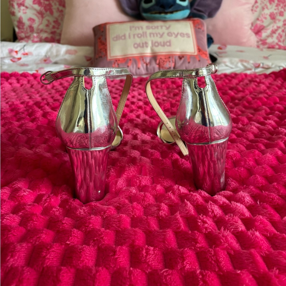 Jessica Simpson Silver Heels
